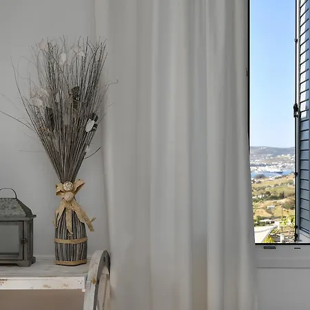 Azzurro Bianco Suites Páros Buitenkant foto