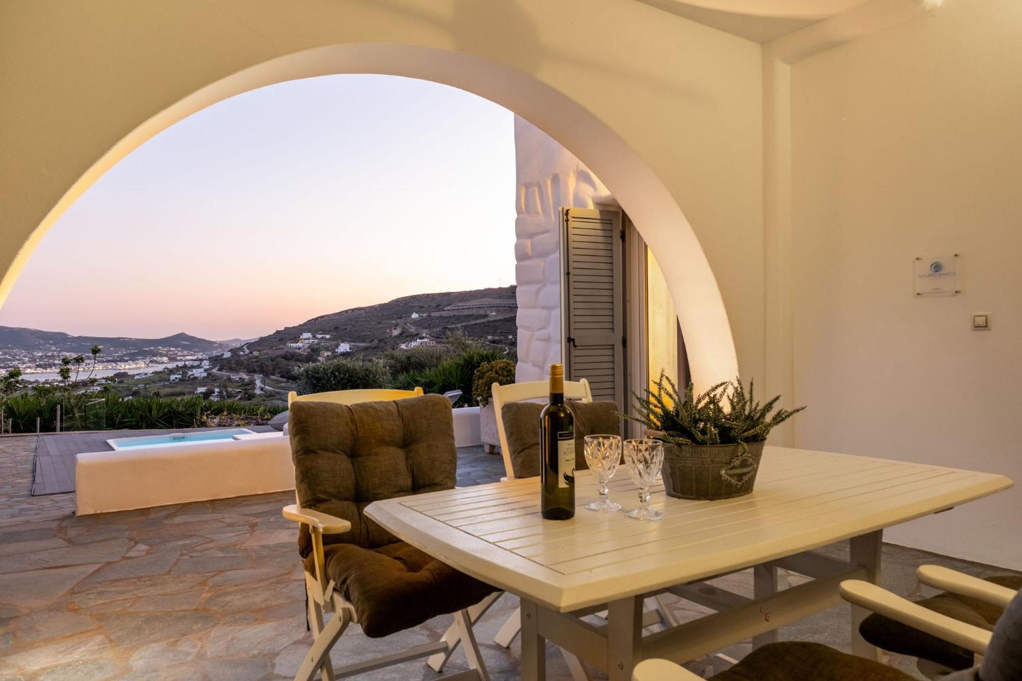 Azzurro Bianco * Parikia (Paros)